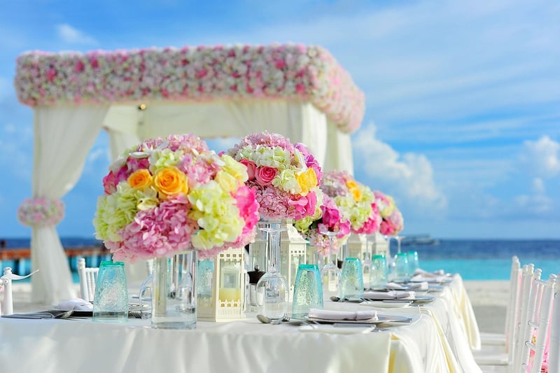 Crystal-Adorned Centerpieces